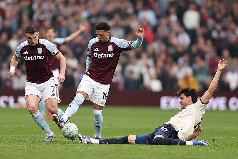 Jadon Sancho Manchester United'dan ayrılıyor!-3