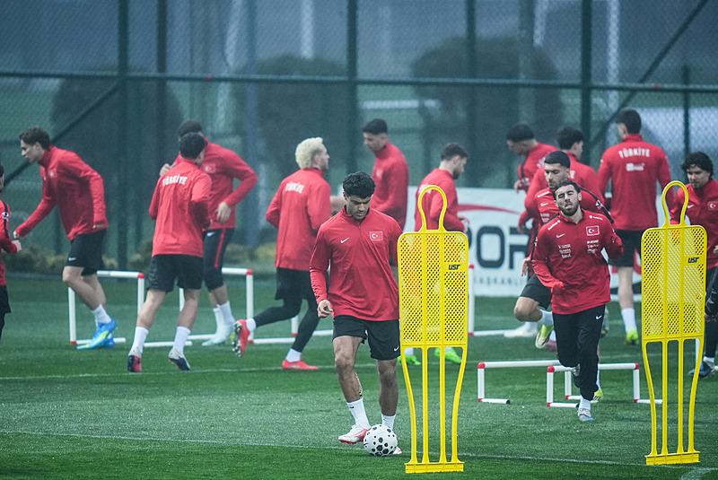 Milli takım idmanında üç eksik!-2