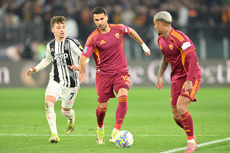 Zeki Çelik'in Roma'daki geleceği belirsiz-3