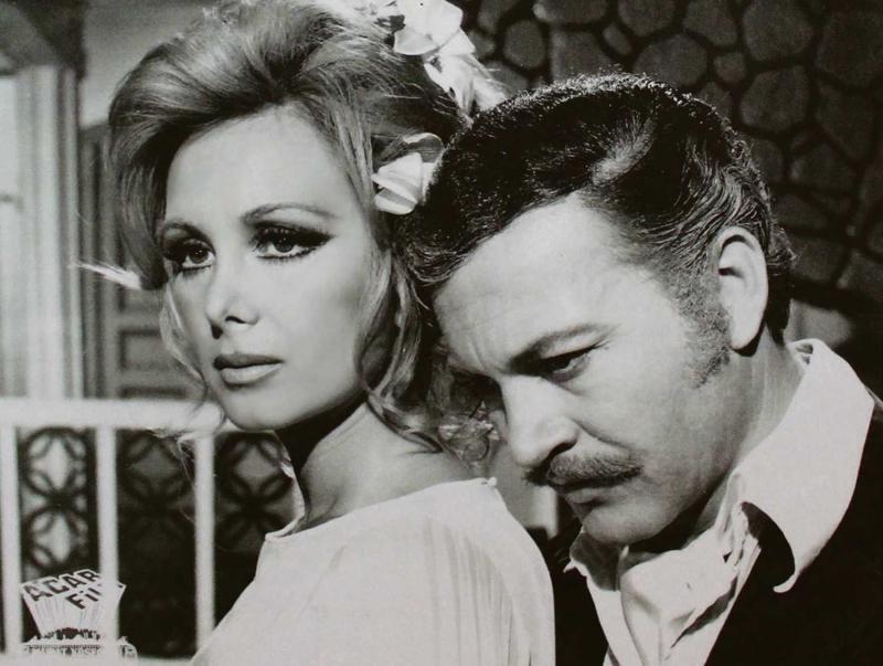 1774511586698.jpeg Yeşilçam oyuncusu Filiz Akın vefatının yıl dönümünde duygusal programla anıldı: "Ölünce gizlice gömülmek istiyorum"-6