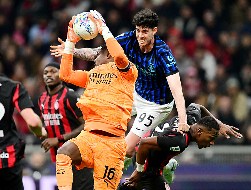 Alessandro Bastoni Barcelona transferine yeşil ışık yaktı-3