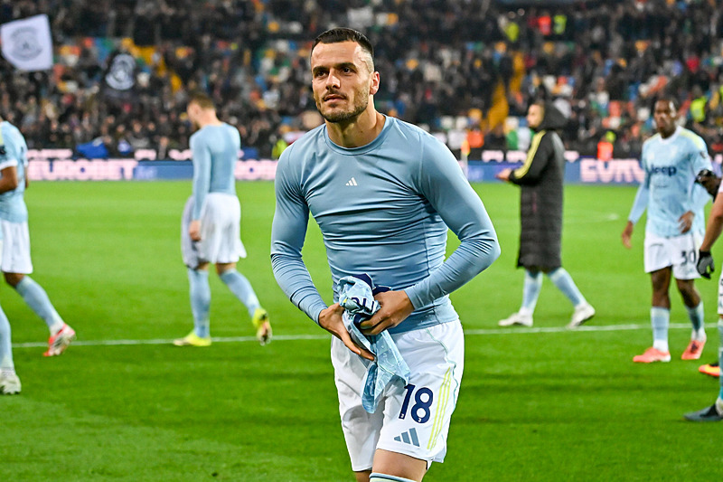 Fenerbahçe'den Filip Kostic sürprizi! Bedava transfer olabilir-2