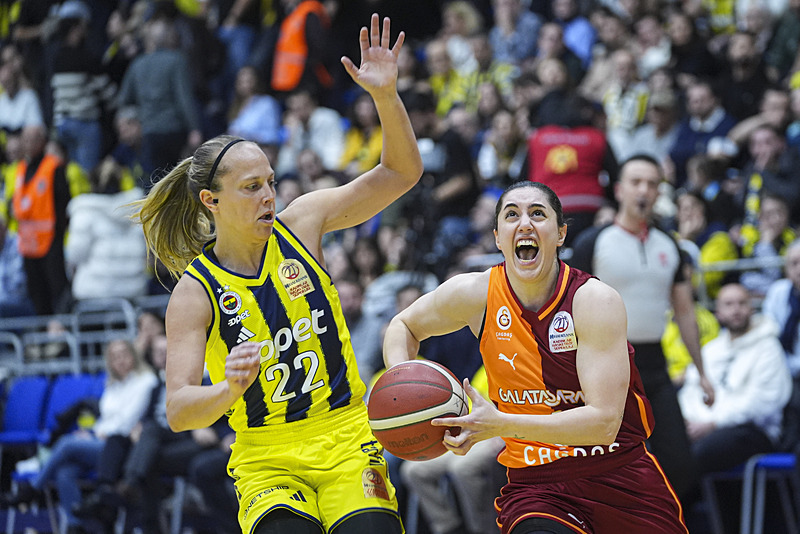 Fenerbahçe Opet Galatasaray Çağdaş Faktoring'i 85-70 yendi-6