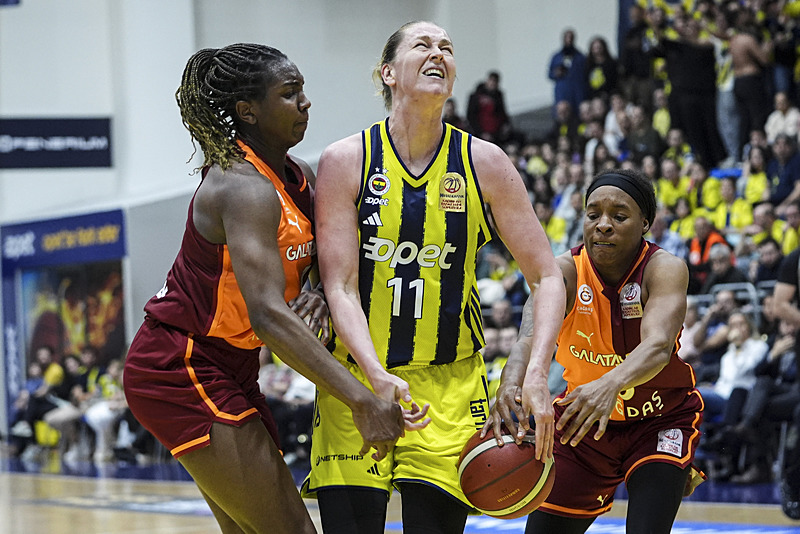 Fenerbahçe Opet Galatasaray Çağdaş Faktoring'i 85-70 yendi-5
