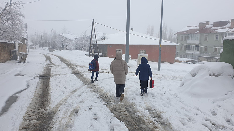 Kar ve sağanak dalga dalga geliyor: Yeni haftada sıcaklıklar düşecek! Kuvvetli rüzgara dikkat-8