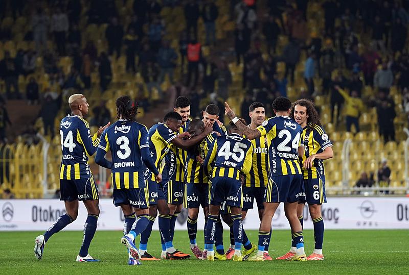 Fenerbahçe'nin nisan ayında oynayacağı 5 kritik maç belli oldu-3