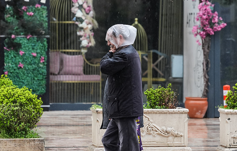 Meteoroloji'den 31 ile sağanak ve fırtına uyarısı: Çamurla birlikte fosfor yağacak-13