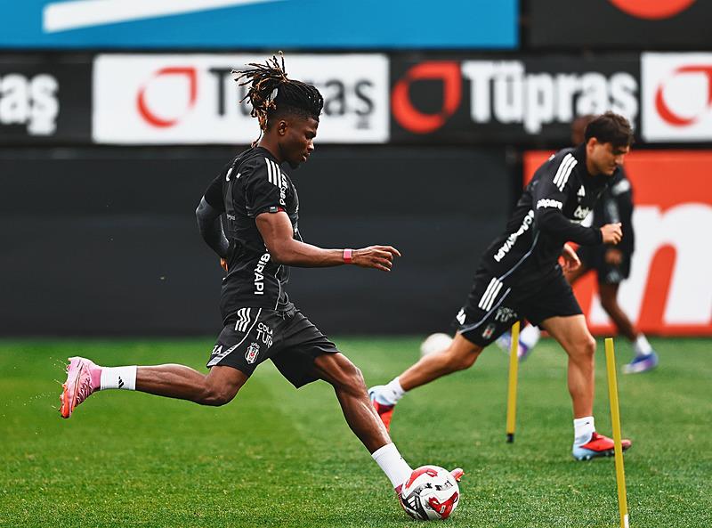 Beşiktaş’ta Toure seferberliği-3