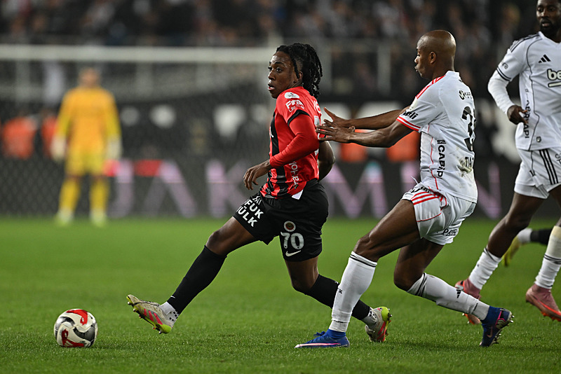 Beşiktaş Süper Lig'in sürpriz ismini istiyor! Transfer bombası Franco Tongya-3