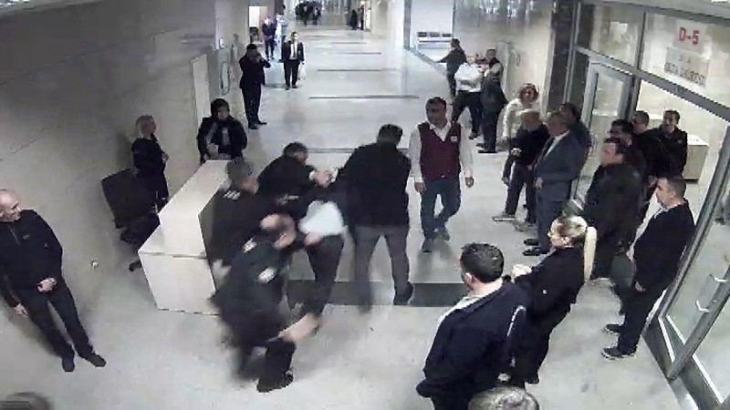 Hakimi odasında vuran savcıdan ilginç savunma: Aşk çıkrığı olmayan kuyuya benzer, ben de çıkamadım-4