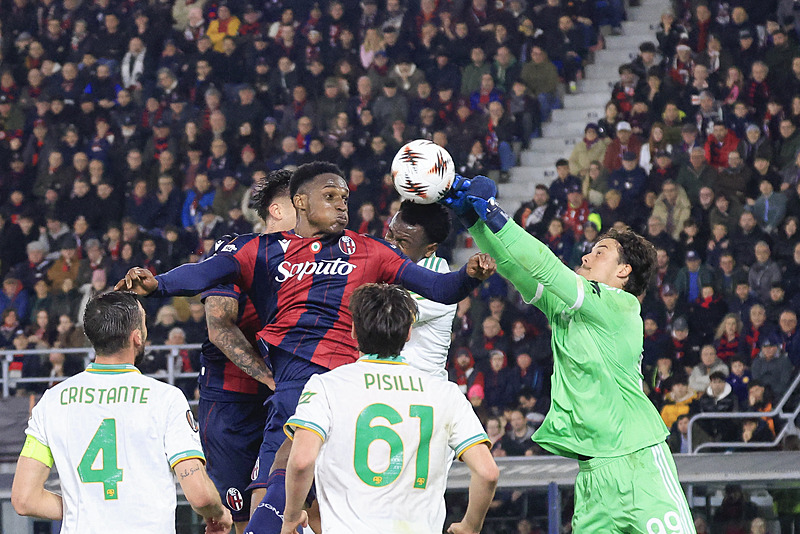 Galatasaray ve Fenerbahçe Jhon Lucumi transferinde karşı karşıya!-5