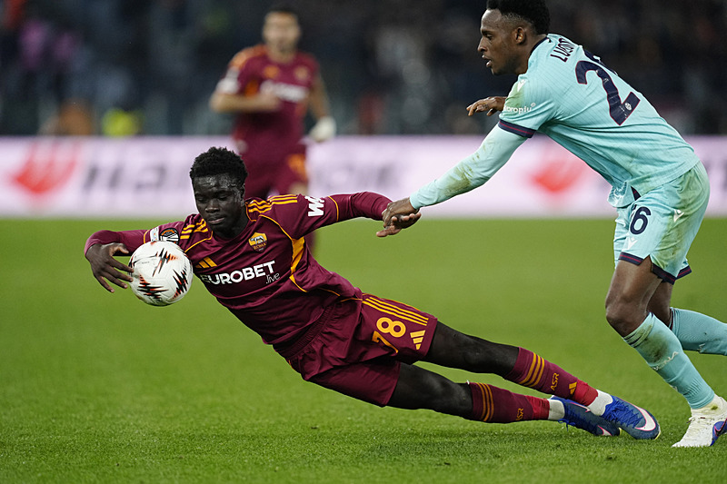 Galatasaray ve Fenerbahçe Jhon Lucumi transferinde karşı karşıya!-4