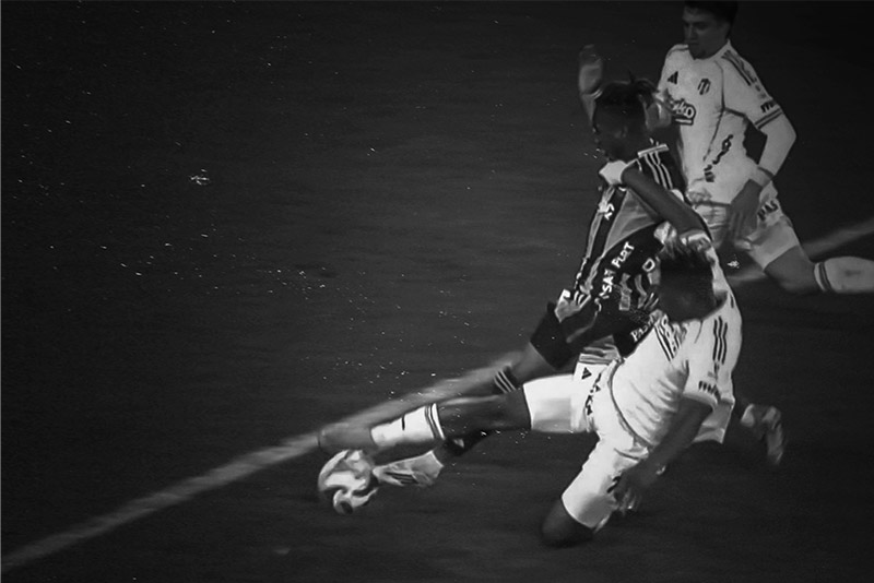 fenerbahce-besiktas-macindaki-penaltiya-olay-paylasim-emek-hirsizlari-1775420623277.jpg Fenerbahçe - Beşiktaş maçındaki penaltıya olay paylaşım! "Emek hırsızları"-3