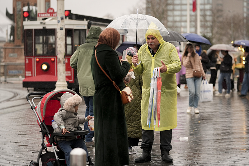 Balkan soğukları geri dönüyor: Kar, soğuk ve yağışlı sistem yolda! Sıcaklık 8 derece düşecek-7