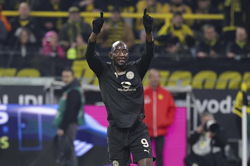 Fenerbahçe'den Sarr ve Guirassy hamlesi-3