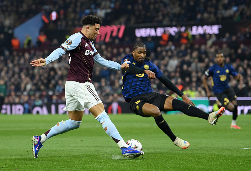 Adı Fenerbahçe ile anılan Jadon Sancho için açıklama! "Aynı şeyi yapıyoruz"-1