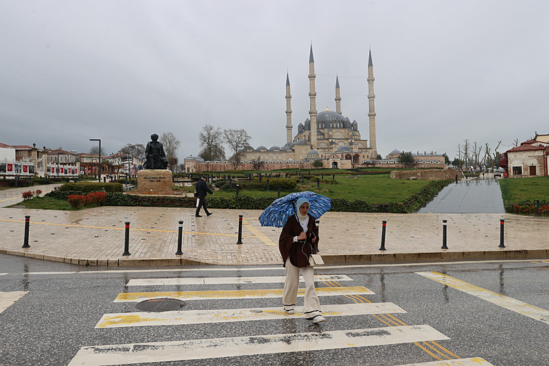 Kışın finali sert olacak: Ankara’da kar, İstanbul’da 3 gün kesintisiz yağış! 42 il sarı kodda-9