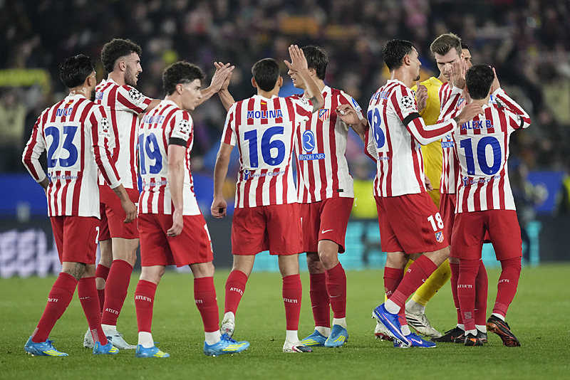 Atletico Madrid Şampiyonlar Ligi'nde Barcelona'yı deplasmanda 2-0 yendi!-2