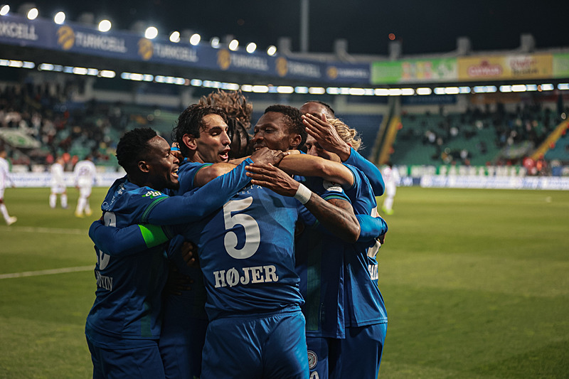 Karadeniz'de 5 gollü düello! Rizespor - Samsunspor: 4-1-4