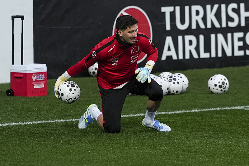Manchester United kararını verdi! Andre Onana ve Altay Bayındır yolcu-2