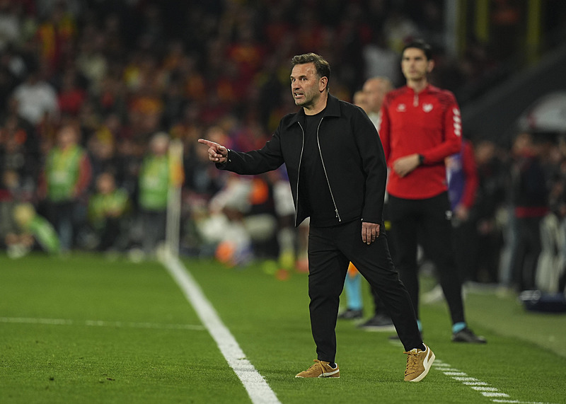 Okan Buruk Galatasaray'a veda edebilir! Transferi için sıraya girdiler-2