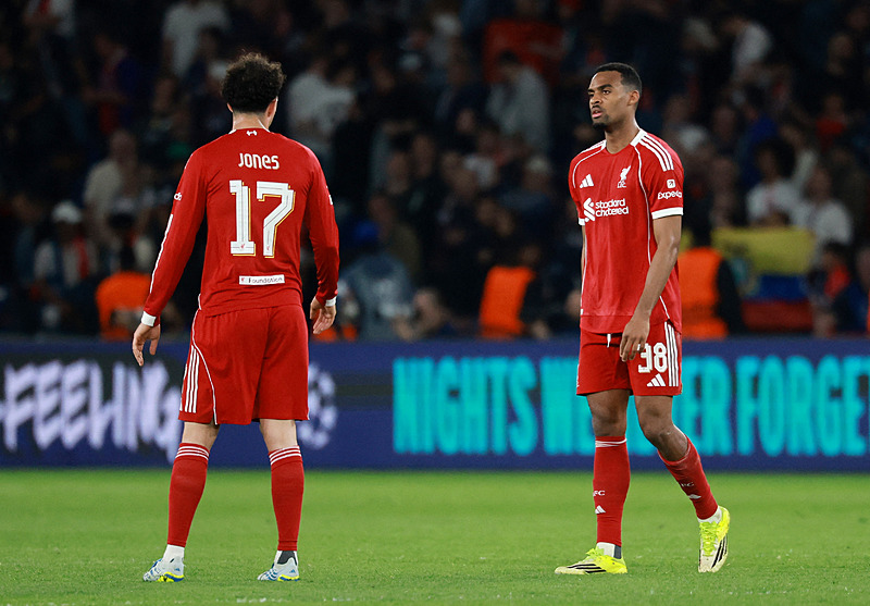 PSG Liverpool'u 2-0 ile devirip Şampiyonlar Ligi'nde avantajı kaptı-1
