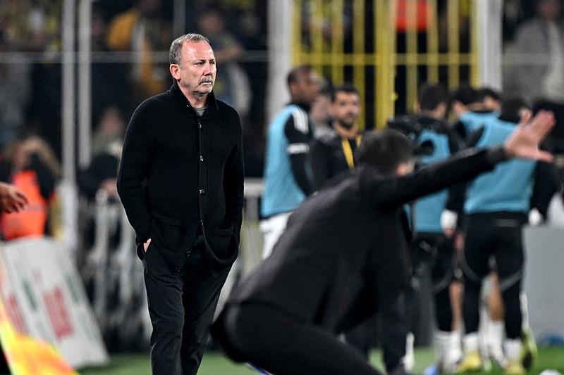 Şaka değil gerçek! Beşiktaş'ta 23 isim yolcu-2