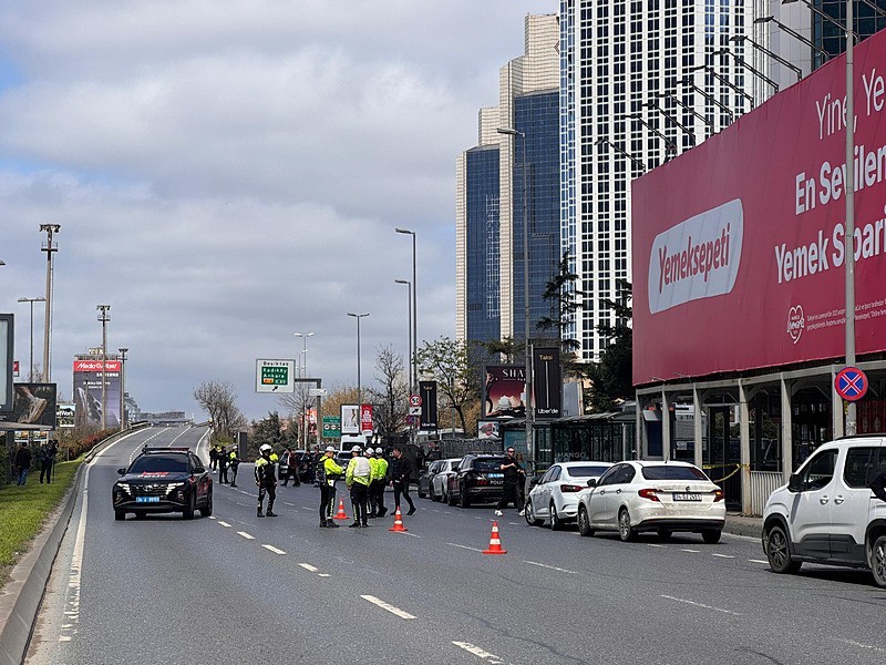 1775853151044.jpeg Beşiktaş'taki terör saldırısında soruşturma genişliyor: Gözaltı sayısı 17'ye yükseldi-3