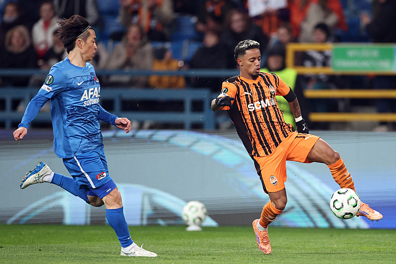 Arda Turan Polonya'da coştu! Shakhtar Donetsk - AZ Alkmaar: 3-0-4