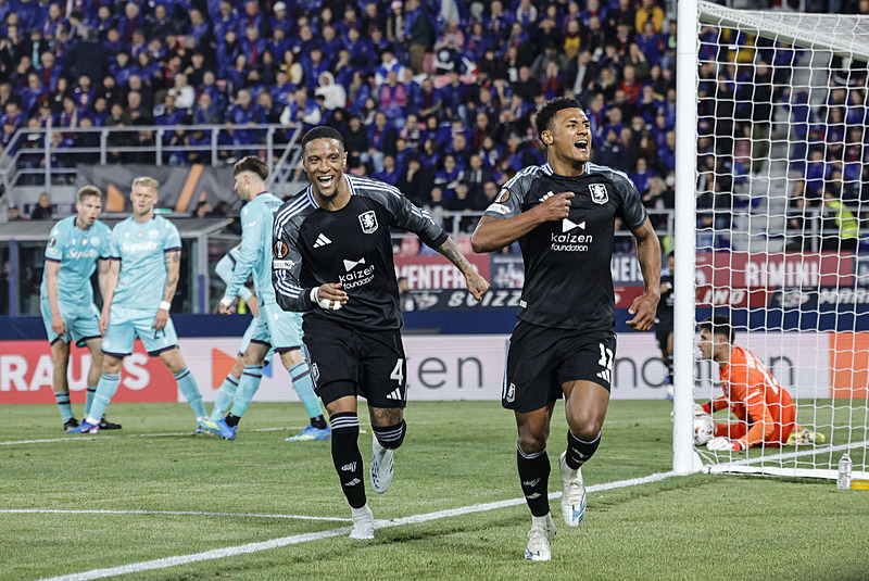 Aston Villa deplasmanda kazandı! Bologna'yı 3-1 ile yıktı-3