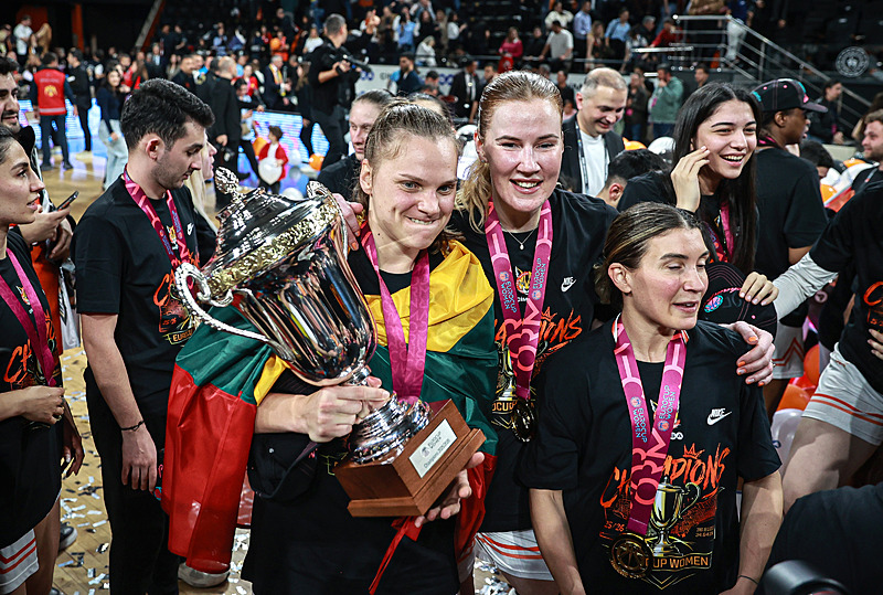 FIBA Kadınlar Avrupa Kupası Şampiyonu Çimsa ÇBK Mersin!-2
