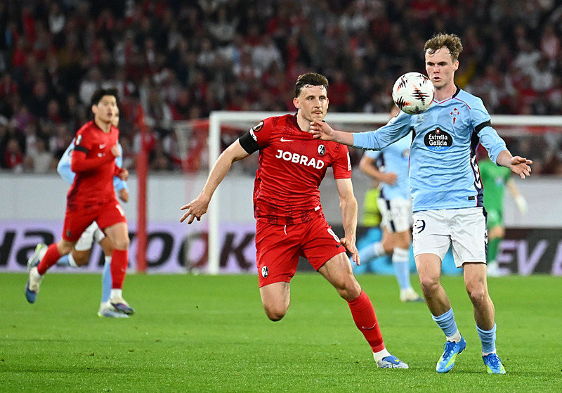 freiburg-avrupa-liginde-celta-vigoyui-3-0-yenip-turu-araladi-1775769460007.jpg Freiburg Avrupa Ligi'nde Celta Vigo'yuı 3-0 yenip turu araladı-2