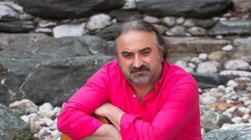 Volkan Konak’ın kızı Derin’den duygulandıran performans: Sesi babasına benzetildi-4