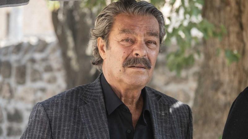Yeşilçam'ın efsane oyuncusu Kadir İnanır ayağa kalktı: Aylar sonra gelen görüntü umut verdi-6