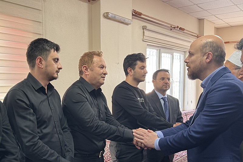 Ayla öğretmen öğrencilerine siper oldu: Son ana kadar onları korumaya çalıştı | Bakanlar acılı aileyi yalnız bırakmadı-7