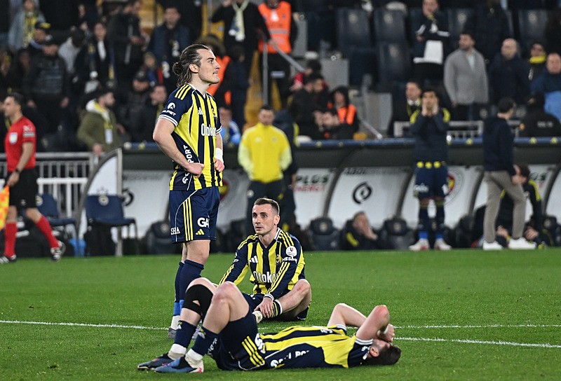 Fenerbahçe'ye ağır eleştiri: Futbol enayiliği desem enayilere hakaret olur-2