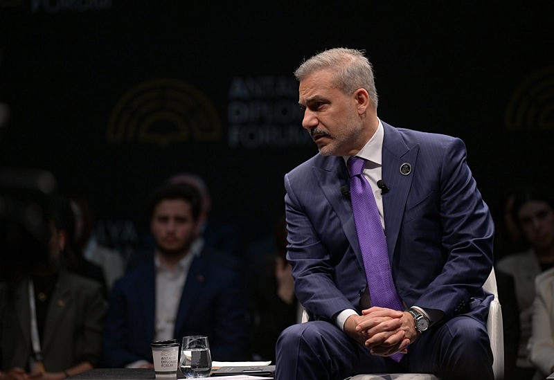 Bakan Fidan, 'ADF Youth' etkinliğinde gençlerle bir araya geldi (Fotoğraflar Anadolu Ajansı'ndan alınmıştır)