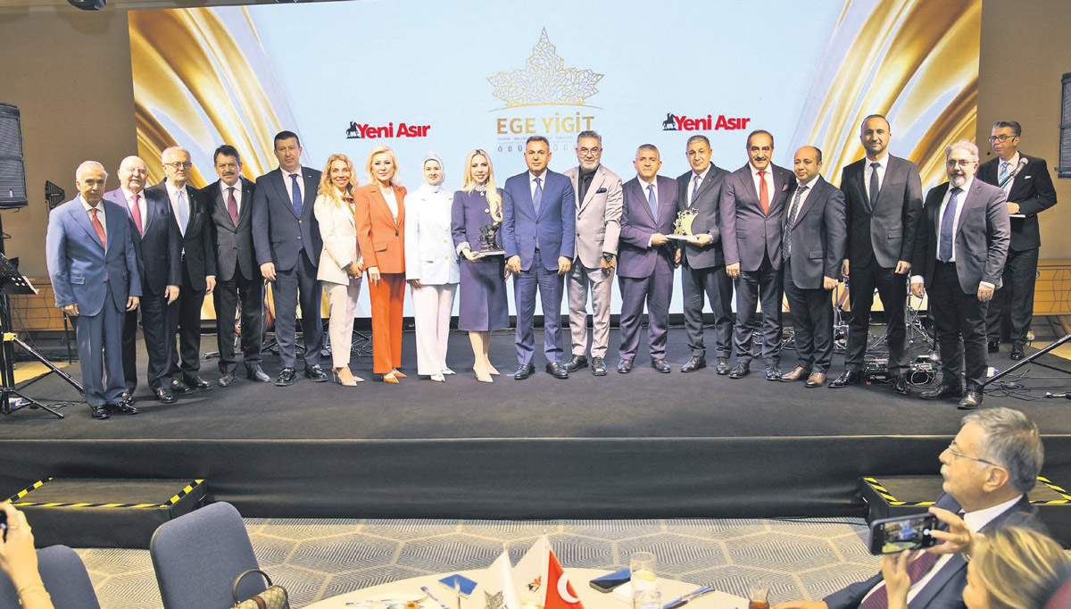 EGE YİGİT Ödül Töreni Yeni Asır Gazetesi'nin ev sahipliğinde gerçekleştirildi-1