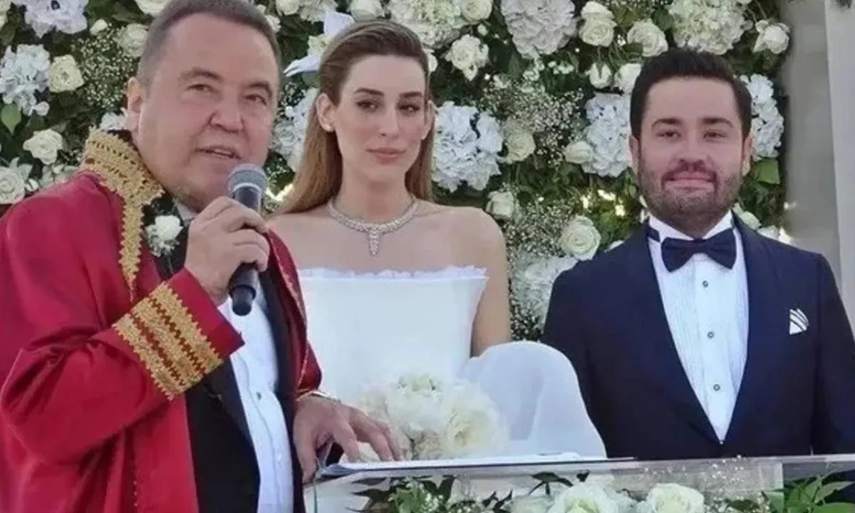 Muhittin Böcek’in yargılandığı rüşvet ve yolsuzluk davasında 80 milyon TL’lik altın trafiği | Çanta ile altın teslimatı mahkemede-6