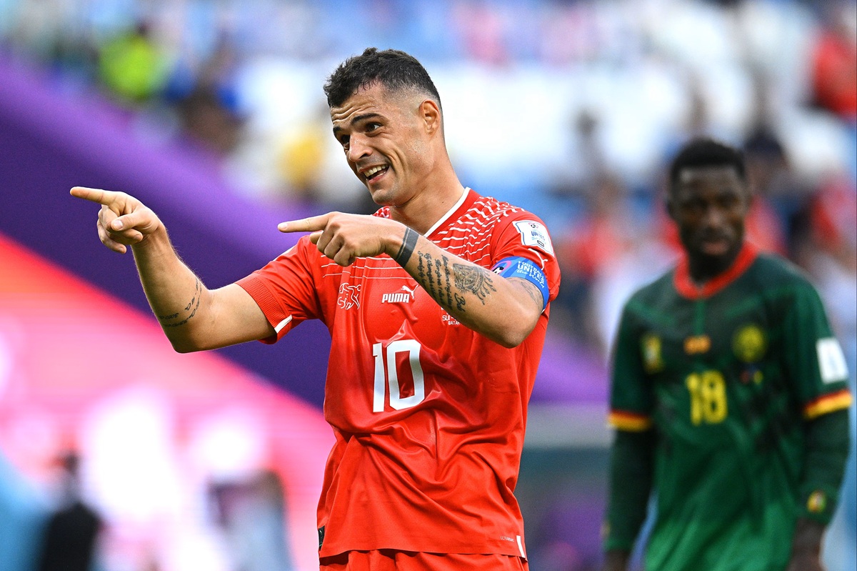 Beşiktaş Xhaka'yı istiyor.