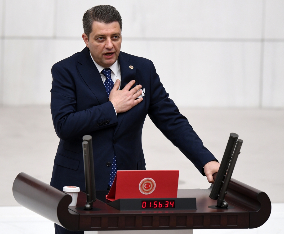 iyi-parti-istanbul-milletvekili-ersin-beyaz-istifa-etti-ilkelerle-isleyis-celiskide-1779110530273.jpg İYİ Parti İstanbul Milletvekili Ersin Beyaz istifa etti: “İlkelerle işleyiş çelişkide”-4
