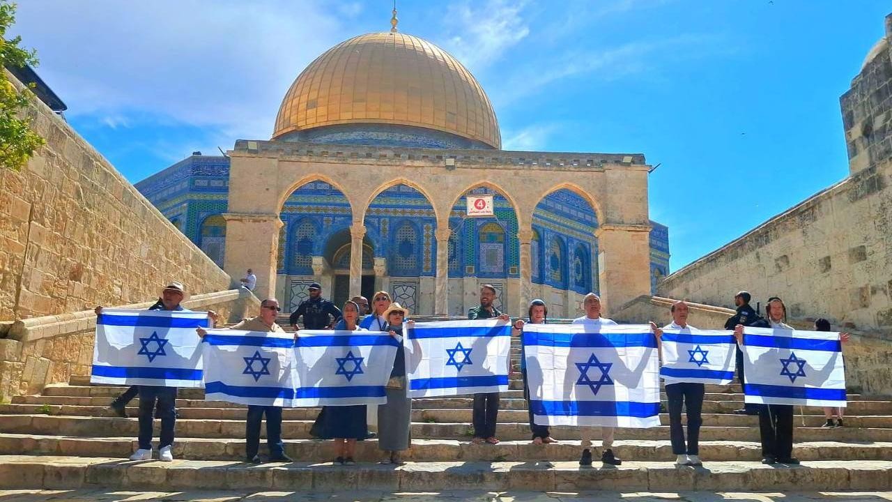 baskentte-ateskes-diplomasisi-kalin-hamas-liderlerini-agirladi-disislerinden-aksa-tepkisi-1780316346211.jpeg Ankara’da kritik diplomasi trafiği... MİT Başkanı Kalın Hamas heyetiyle buluştu-4