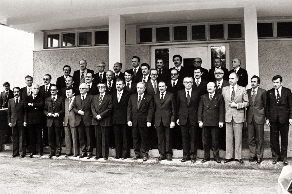 Kiralık vekil borsası yeniden açılıyor: Özel’den CHP’ye hülle haritası | İkinci boynu bükükler vakası yolda-9