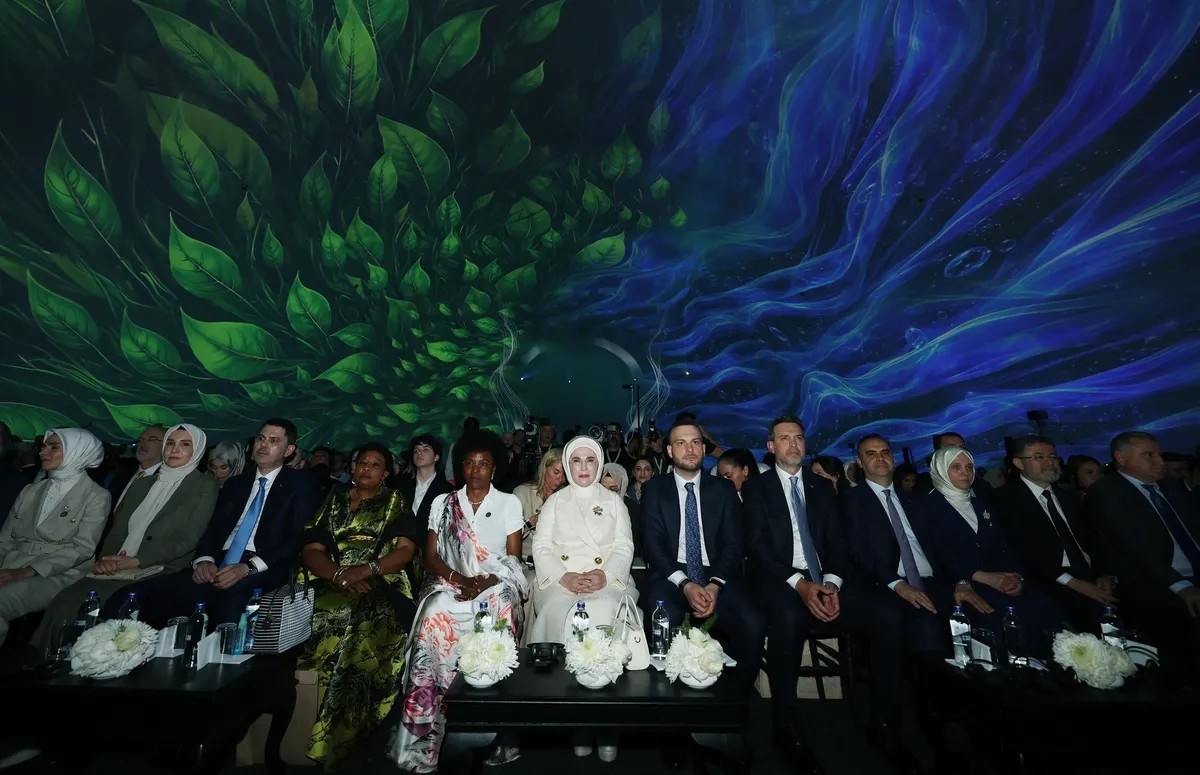 baskan-erdogandan-kabine-sonrasi-sifir-atik-aciklamasi-1781547409960.jpeg Başkan Erdoğan'dan Kabine sonrası Sıfır Atık açıklaması: "Küresel bir seferberliğe dönüştü"-5