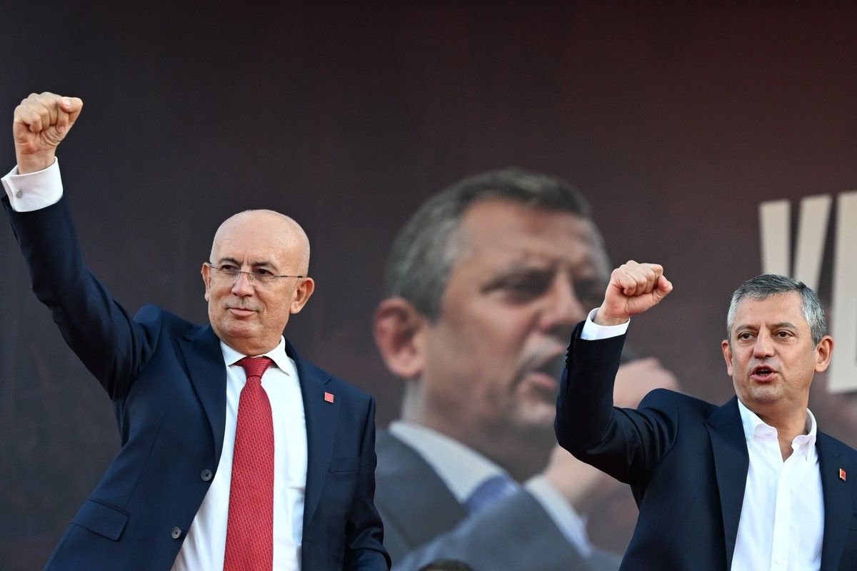chpde-3-il-baskanliginda-arinma-kilicdaroglu-pavyonculara-gule-gule-diyecek-istanbulda-gursel-tekinle-devam-1781514169546.jpeg CHP'de 3 il başkanlığında arınma! Kılıçdaroğlu pavyonculara "güle güle" diyecek | İstanbul'da Gürsel Tekin'le devam-4