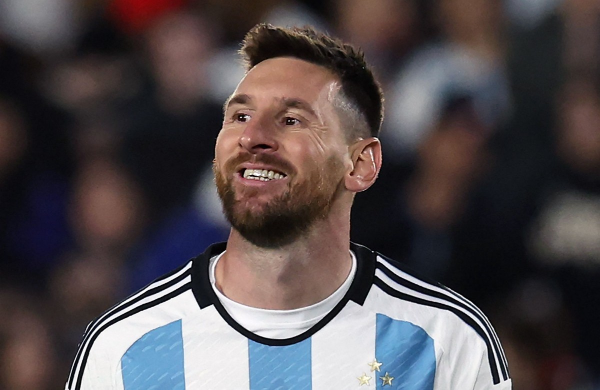 messi-dunya-kupasi-rekorunu-kirdi-1782152962917.jpg Messi rekoru kırdı: Dünya Kupası tarihinin en golcü oyuncusu oldu | Google, Messi için özel animasyon ekledi-5