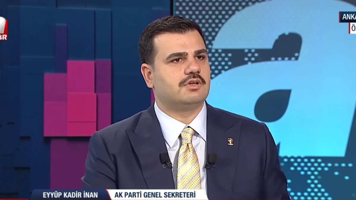 AK Parti Genel Sekreteri Eyyüp Kadir İnan: "Bir il ve iki ilçe belediye başkanı AK Parti'ye katılacak"-3