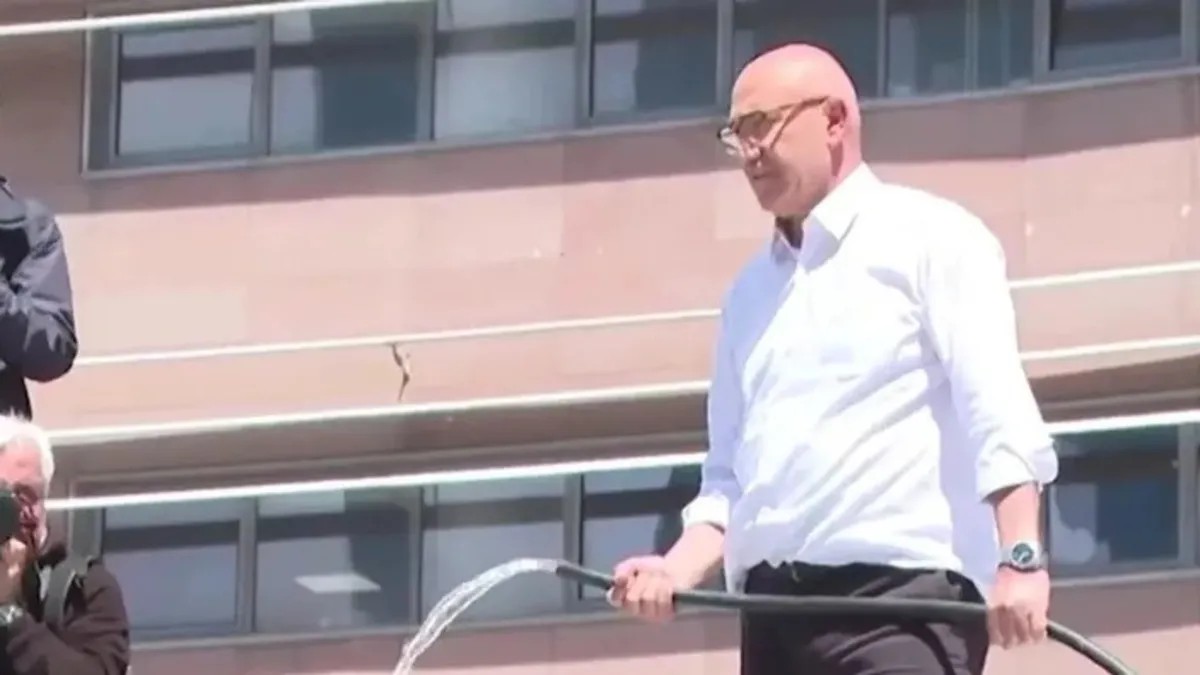CHP'li Mahmut Tanal (Fotoğraf Sosyal medyadan alınmıştır)