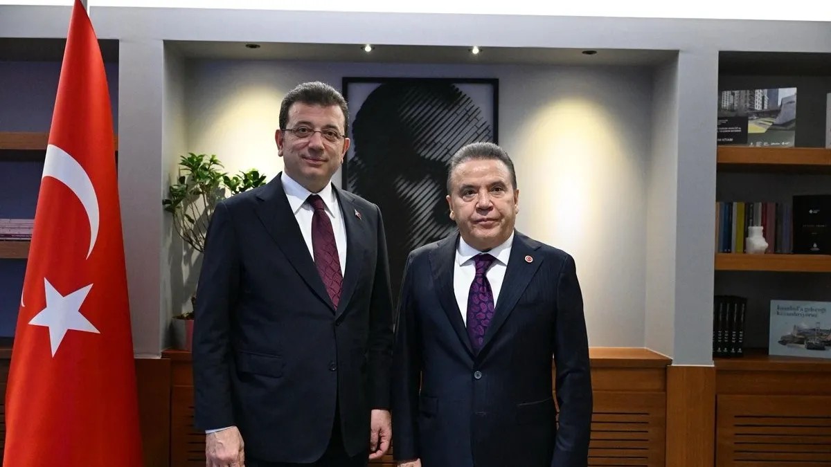 Muhittin Böcek'in Ekrem İmamoğlu'na adaylık için 5 milyon euro ödediği iddiası teknik verilerle belgelendi. (Fotoğraflar Takvim Foto Arşiv ve sosyal medyadan alınmıştır.)