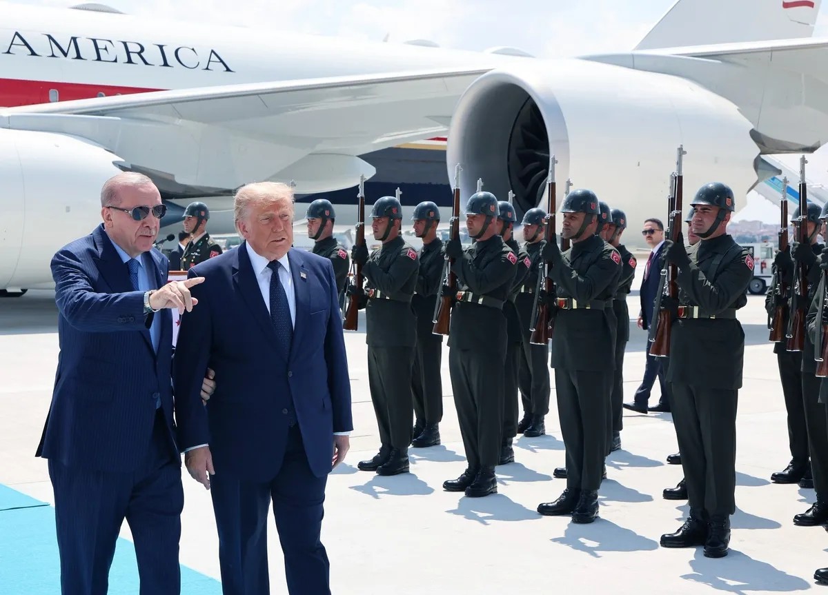 Trump Ankara dönüşü uçağını değiştirdi